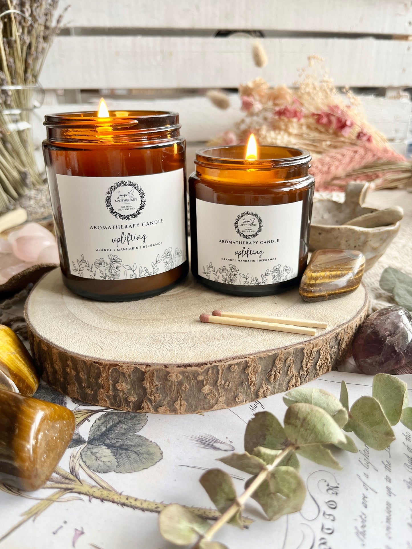 Uplifting aromatherapy candle